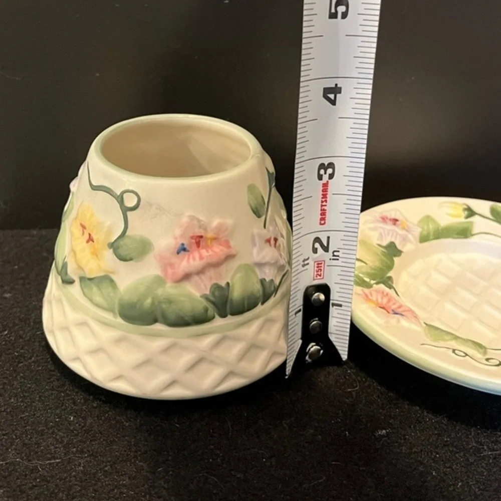 Yankee Candle Small Candle Shade and Base Floral Pattern